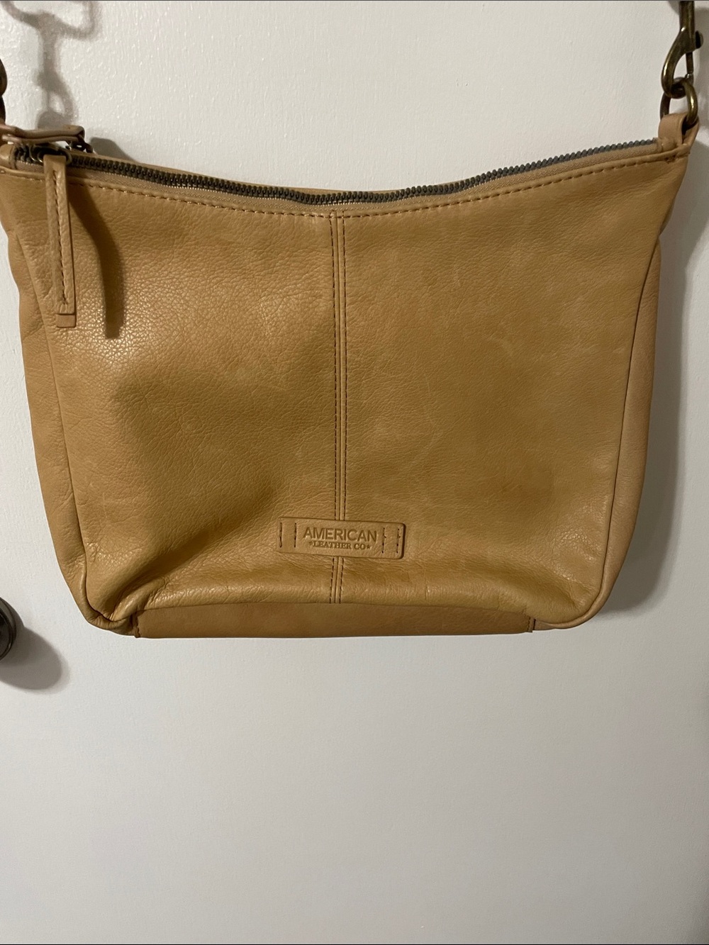 American Leather Co. Tan Leather Crossbody Shoulder Bag